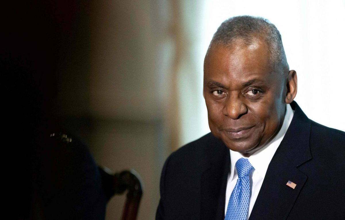 Le ministre américain de la Défense s'excuse d'avoir gardé son cancer secret