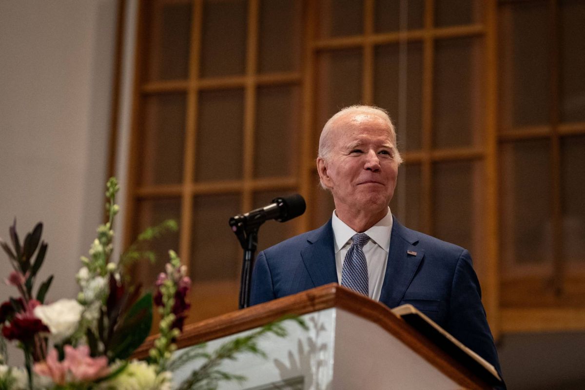 Biden blames Iran-backed militants for deadly drone strike in Jordan Biden blames Iran-backed militants for deadly drone strike in Jordan