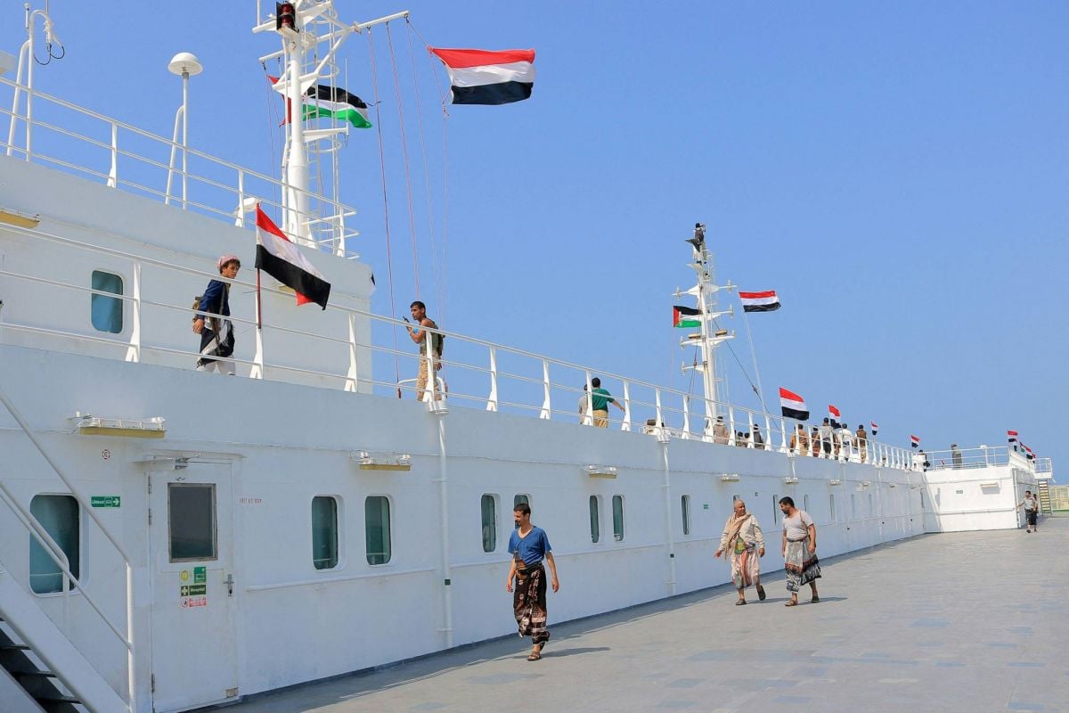 Yemen's Houthi rebels open seized cargo ship to sightseers