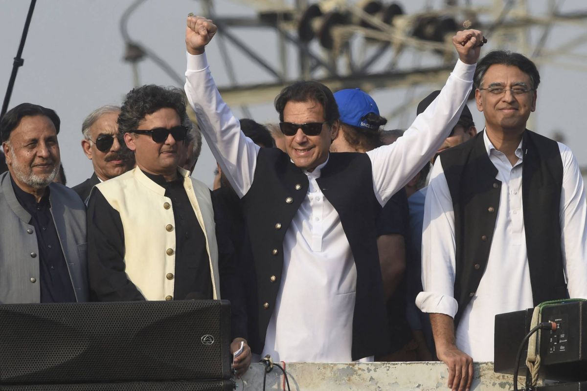L'ex-Premier ministre Imran Khan condamné à dix ans de prison