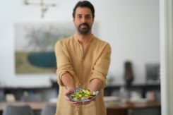 Albert Kostanian et son ceviche de mérou au citron. Photo Mohammad Yassine