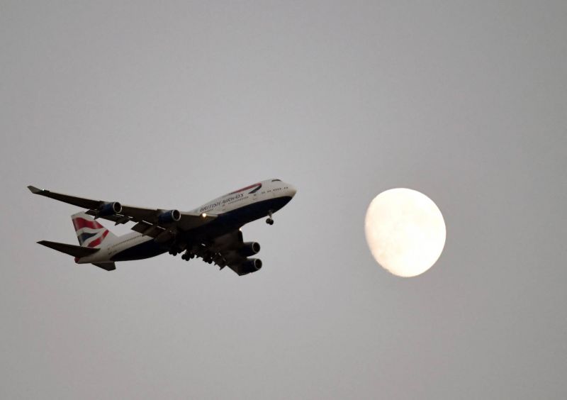British Airways says to resume flights to Israel
