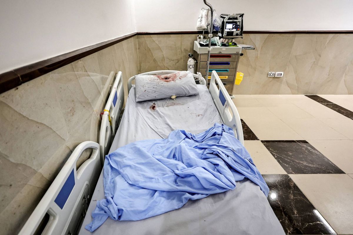 Israel undercover killings in West Bank hospital may be war crime