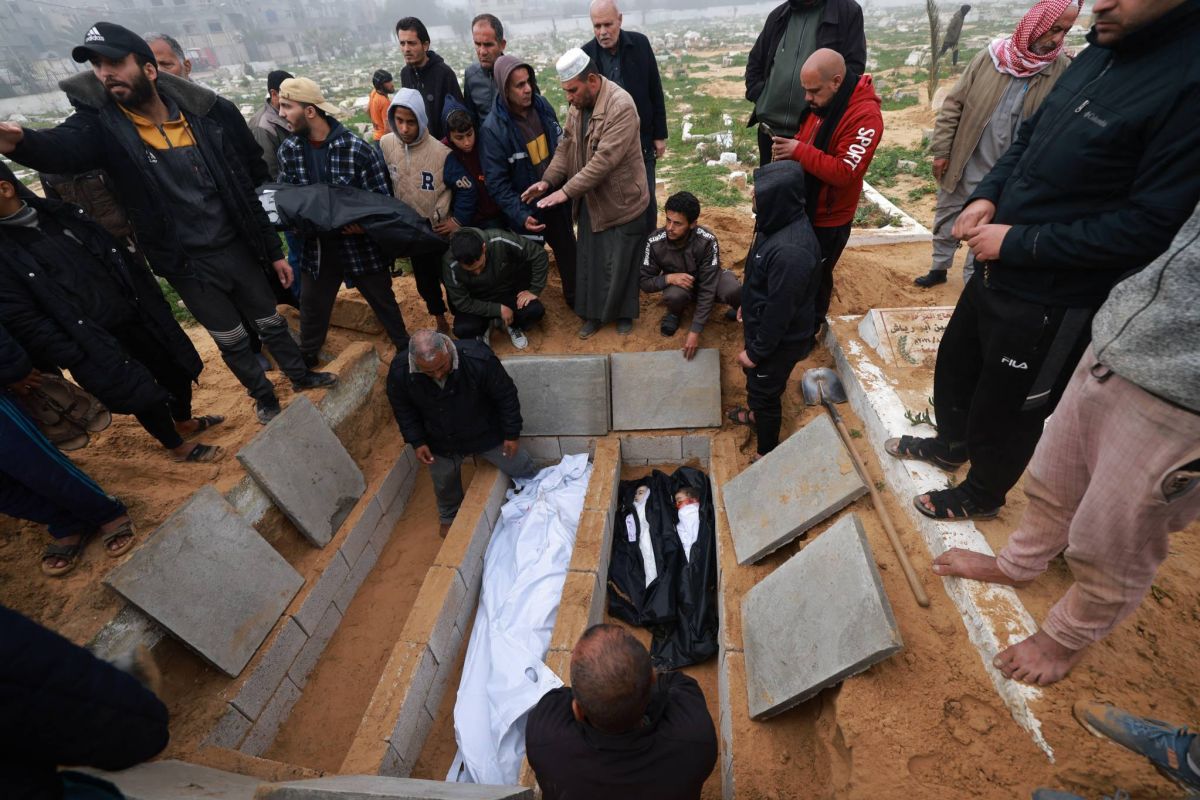Gazans fear Israeli advance on Rafah would 'end in massacres' Gazans fear Israeli advance on Rafah would 'end in massacres'