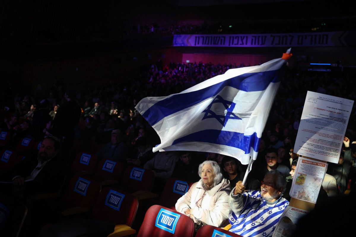 UK announces sanctions on four 'extremist settlers' in West Bank