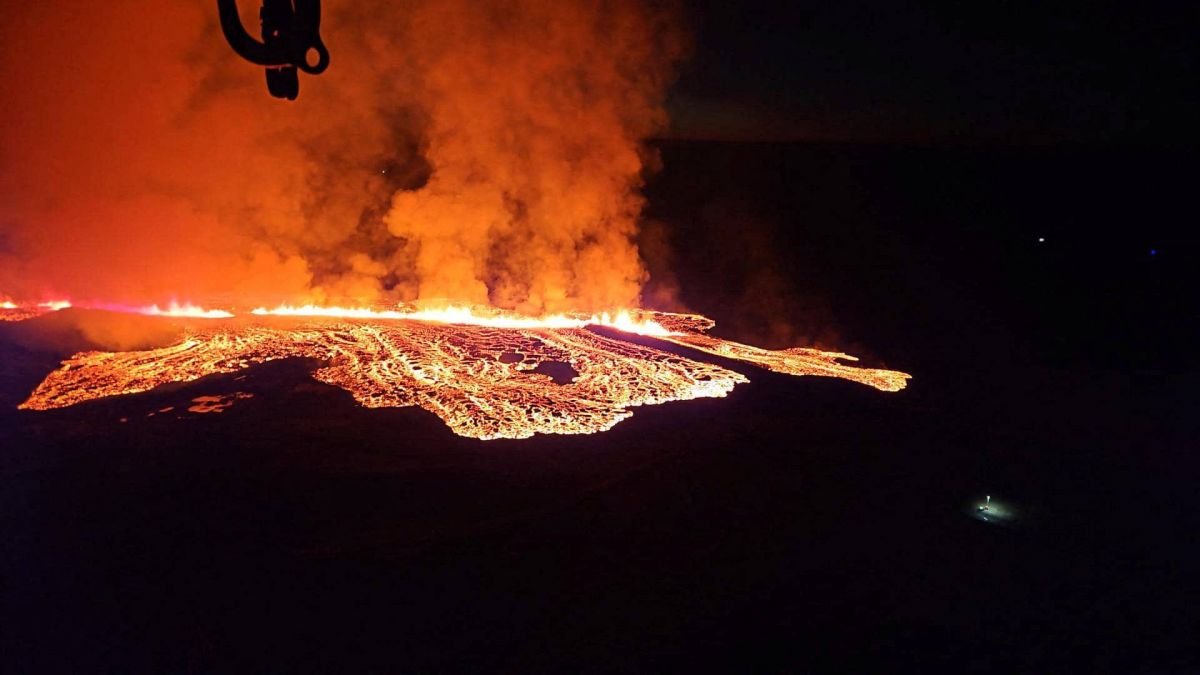 L'Islande connait une troisième éruption volcanique en deux mois L'Islande connait une troisième éruption volcanique en deux mois