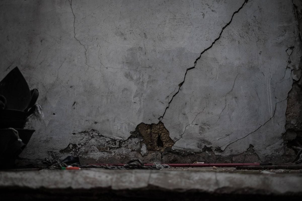 What is causing buildings in Lebanon to collapse? What is causing buildings in Lebanon to collapse?