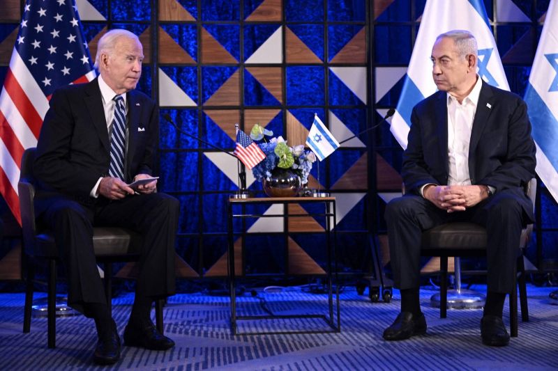 Avec Israël, Biden jongle difficilement entre la carotte et le bâton