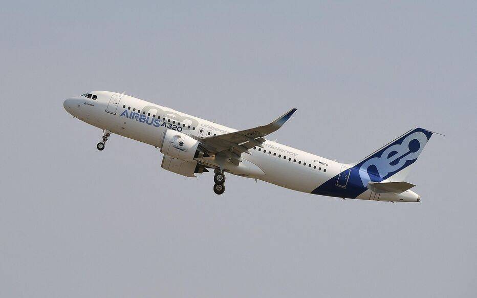 Airbus en forme en 2023 mais privé d'un nouveau bénéfice record par le spatial Airbus en forme en 2023 mais privé d'un nouveau bénéfice record par le spatial