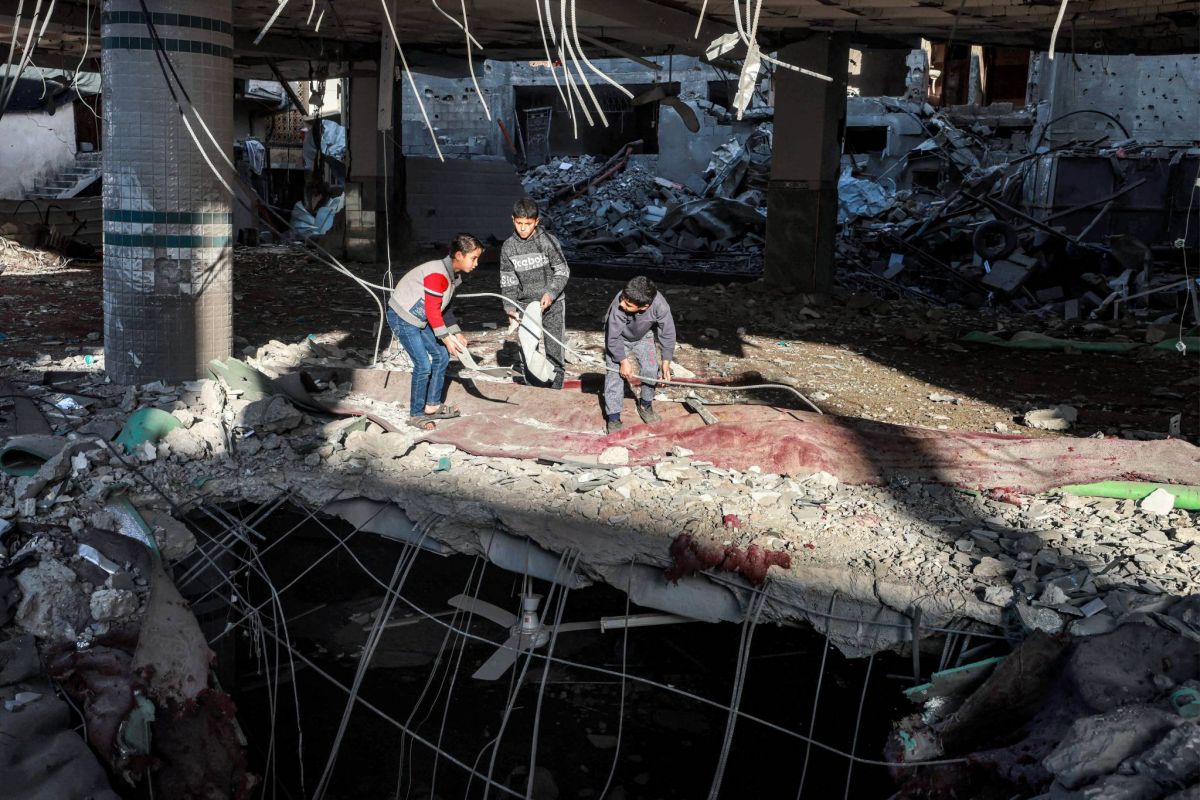 Health ministry in Gaza says war death toll at 28,663
