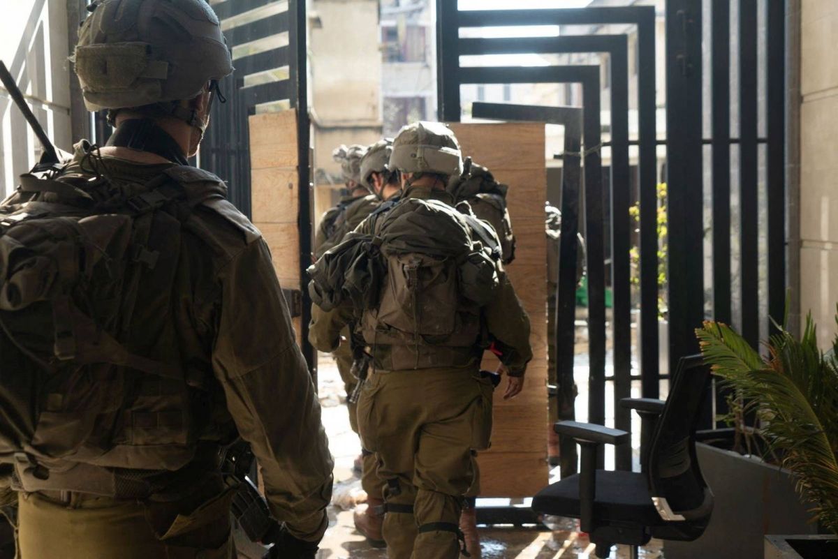 Israeli military says special forces operating inside Gaza hospital