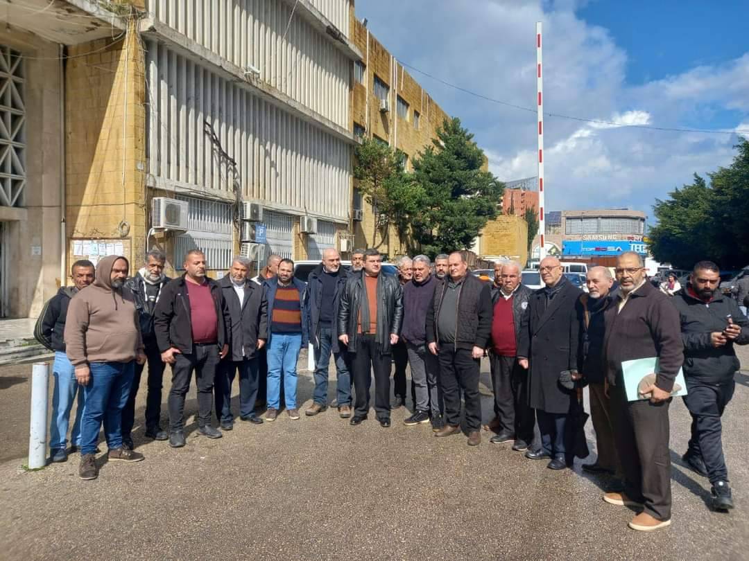 Sit-in d'élus locaux dans tout le Liban contre la hausse des prix de certaines procédures administratives