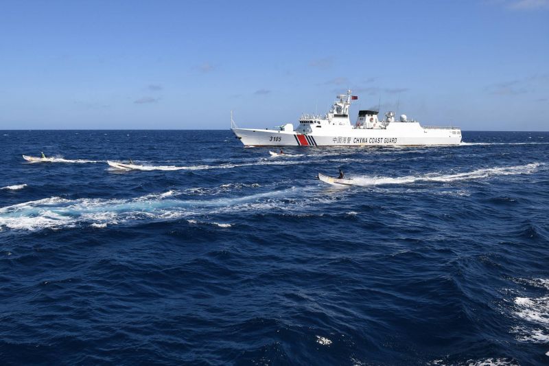 Les garde-côtes philippins accusent Pékin de manœuvres 