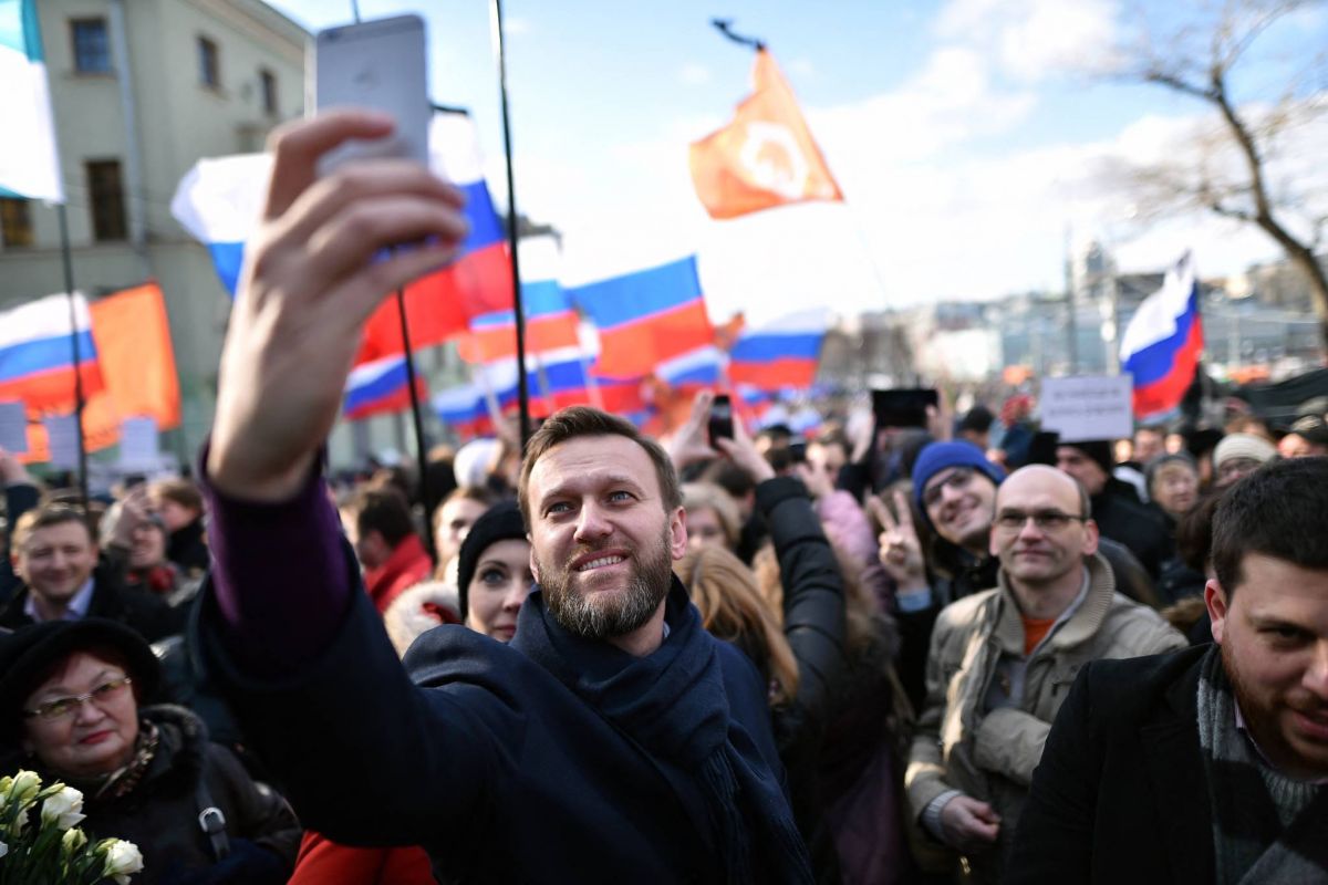 A Moscou, de jeunes Russes sous le choc de la mort de Navalny