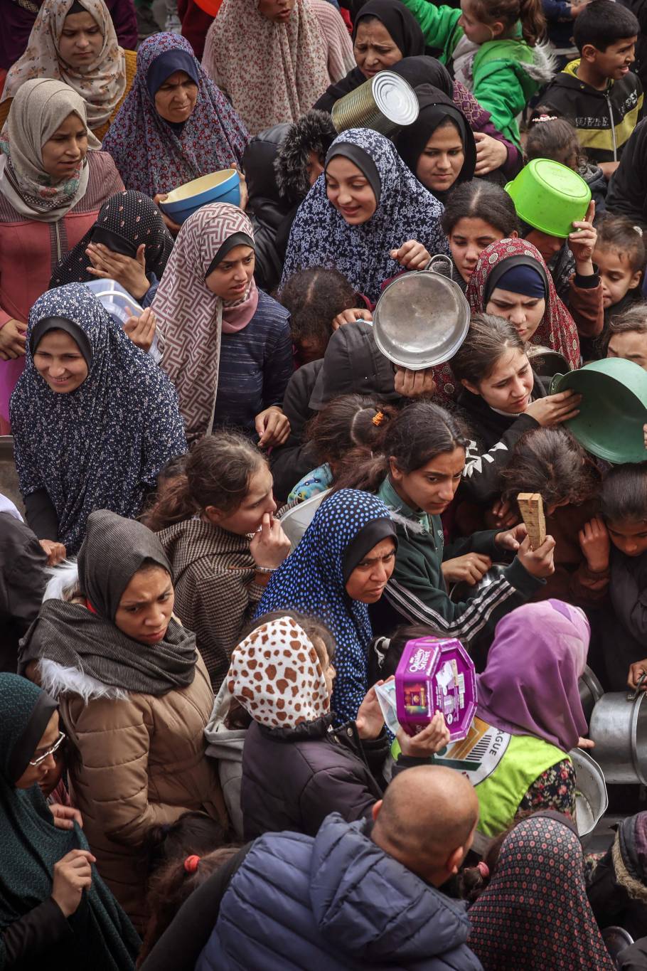 UN rights experts call for investigation into Israeli abuse of Palestinian women