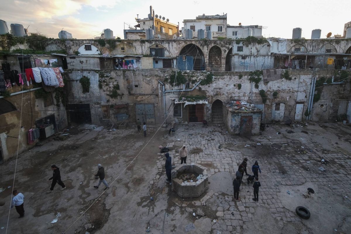 Des milliers de personnes vivent dans des logements insalubres dans le nord du Liban, alerte Amnesty International