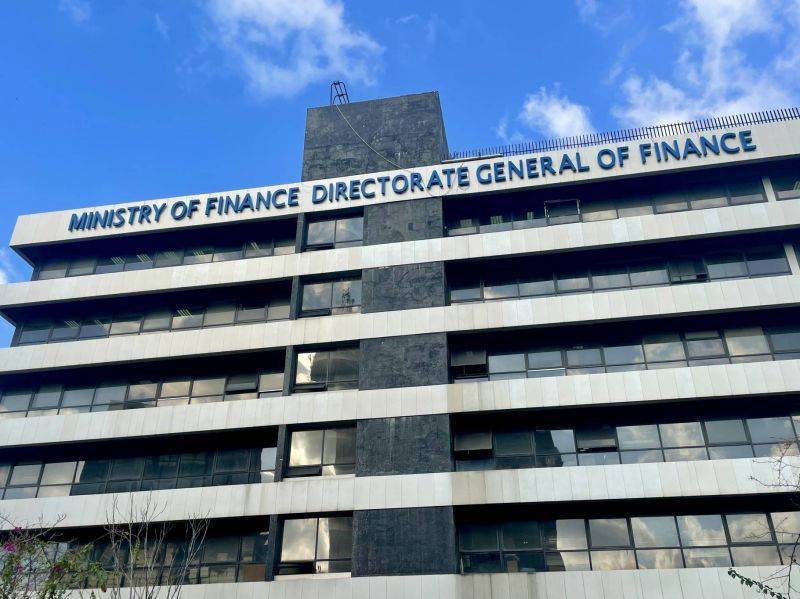 Finance Ministry workers strike over frozen bonuses