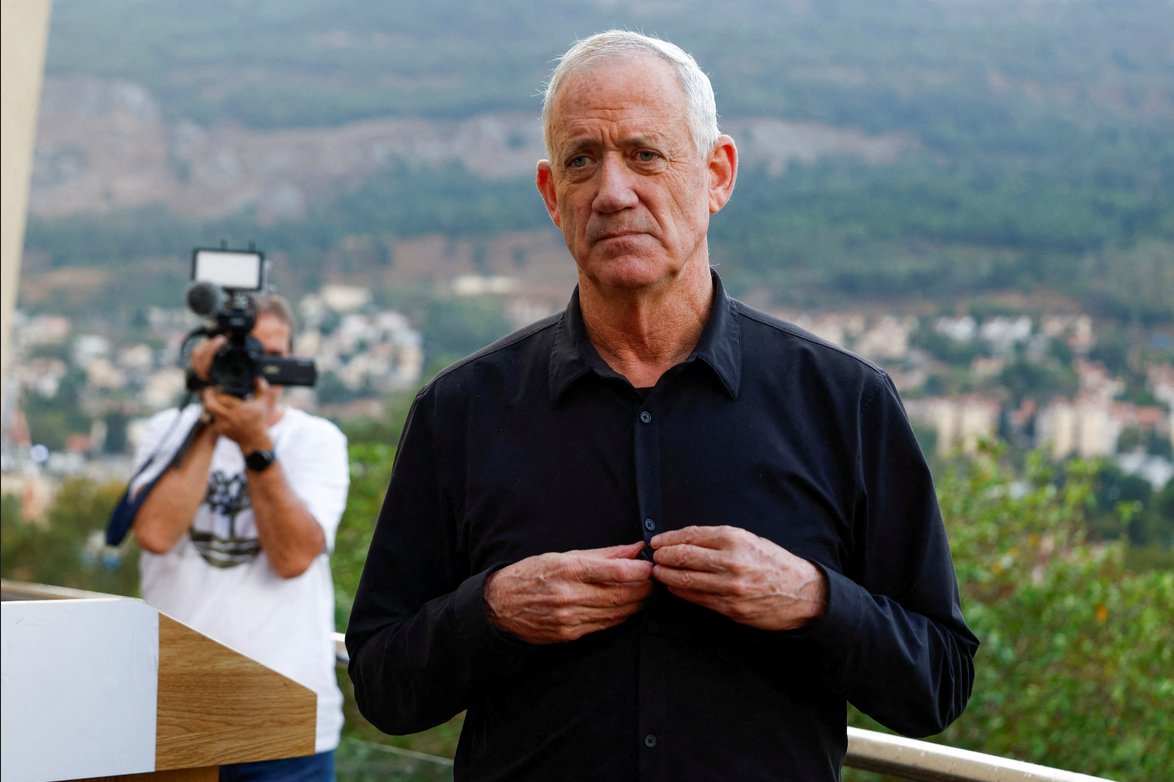 Israel's Gantz beats Netanyahu to Washington, war cabinet divisions deepen
