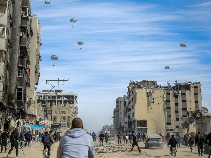 Several killed as aid parachutes 'malfunction' in Gaza
