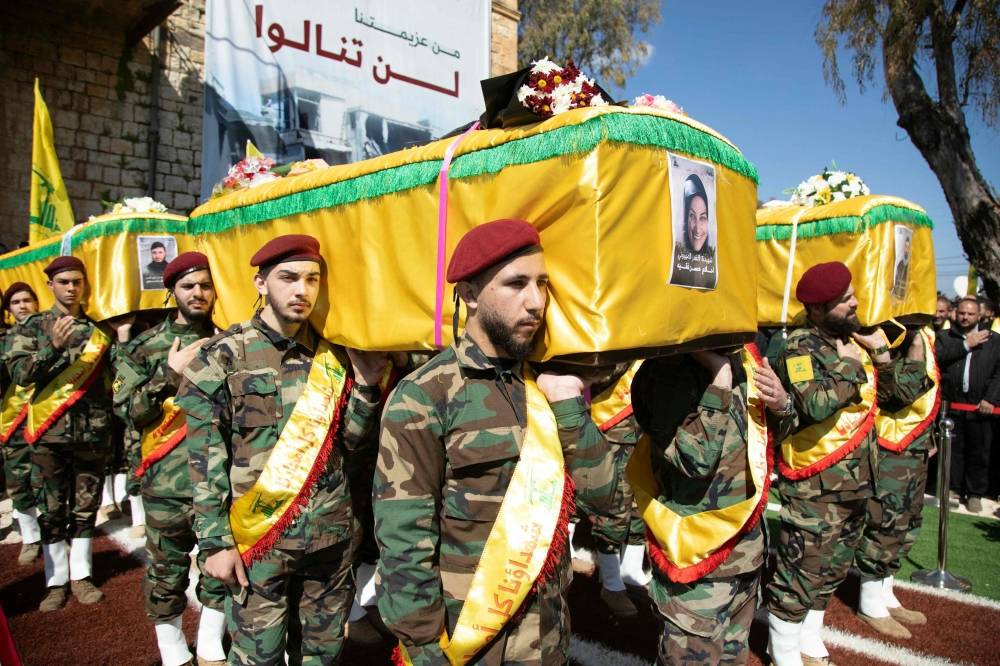 Le Hezbollah dit avoir lancé plus de 100 roquettes sur des positions israéliennes Le Hezbollah dit avoir lancé plus de 100 roquettes sur des positions israéliennes