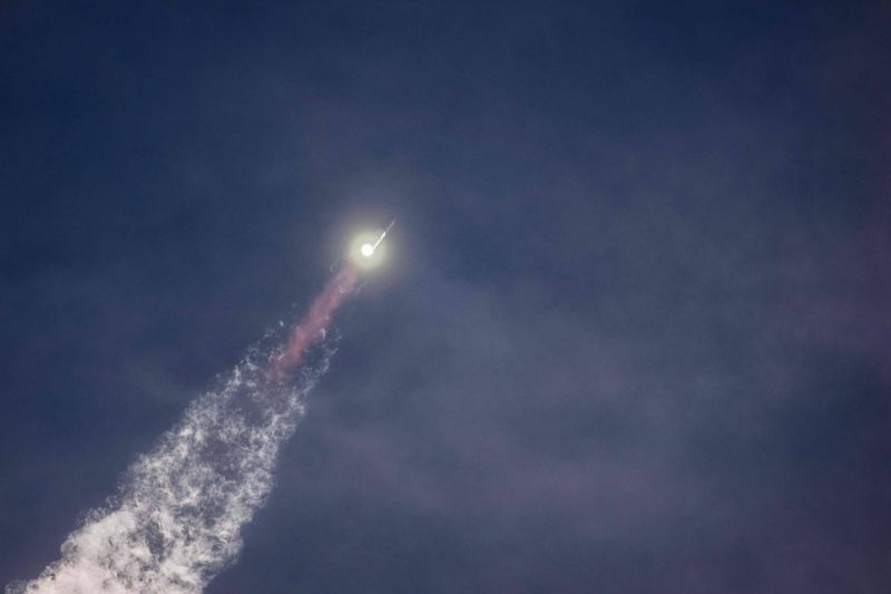 SpaceX salue un vol test « réussi » de Starship malgré la perte du vaisseau en phase finale