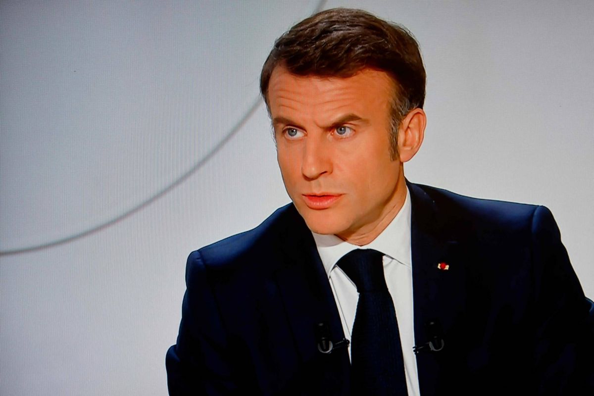 Macron : il faut être 