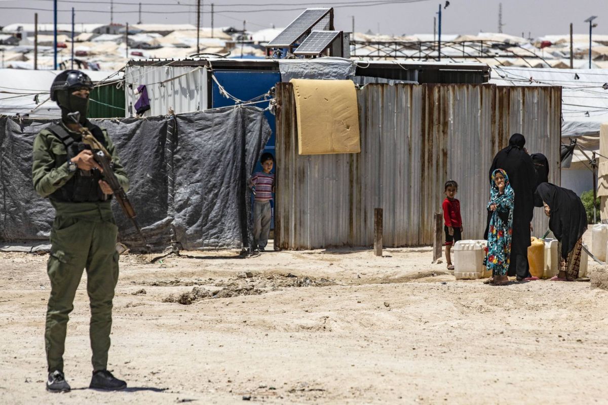 Syria's Al-Hol camp: Child inmates and false identities Syria's Al-Hol camp: Child inmates and false identities