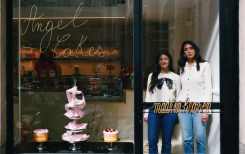 Julie (g.) et Yasmine Audi dans leur boutique milanaise. Photo David Raffoul