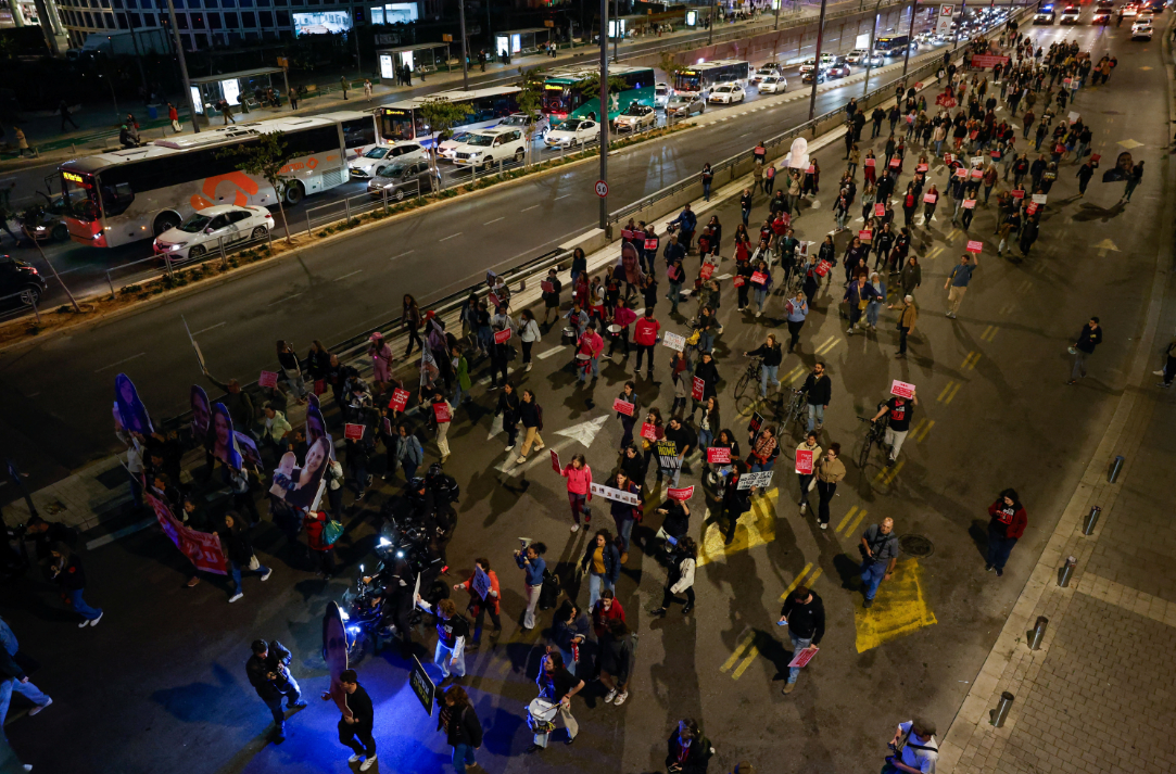 Simultaneous protests in Tel Aviv, Haifa with various demands