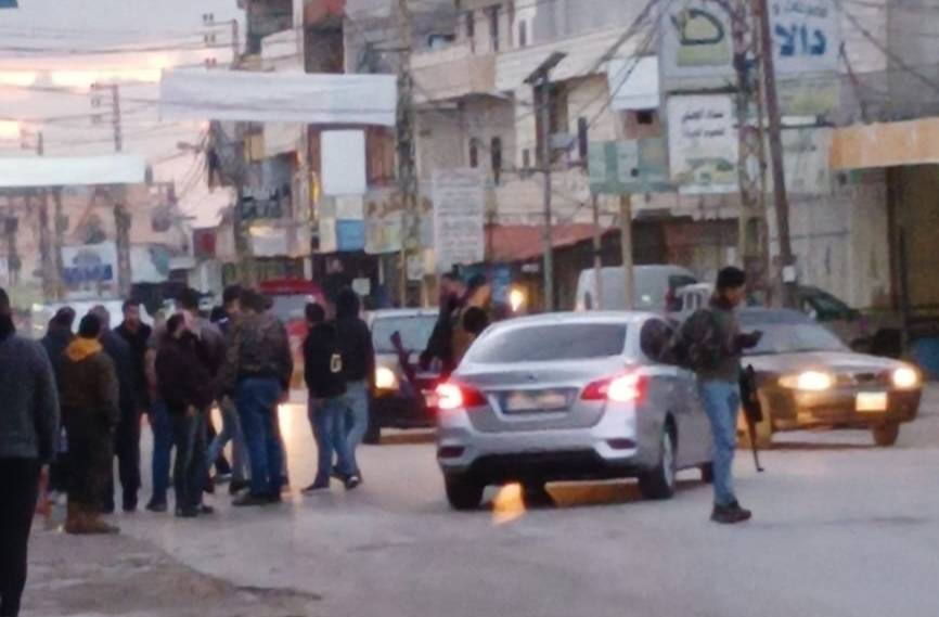 Route bloquée et tirs en l’air suite à une dispute entre deux familles dans le Akkar