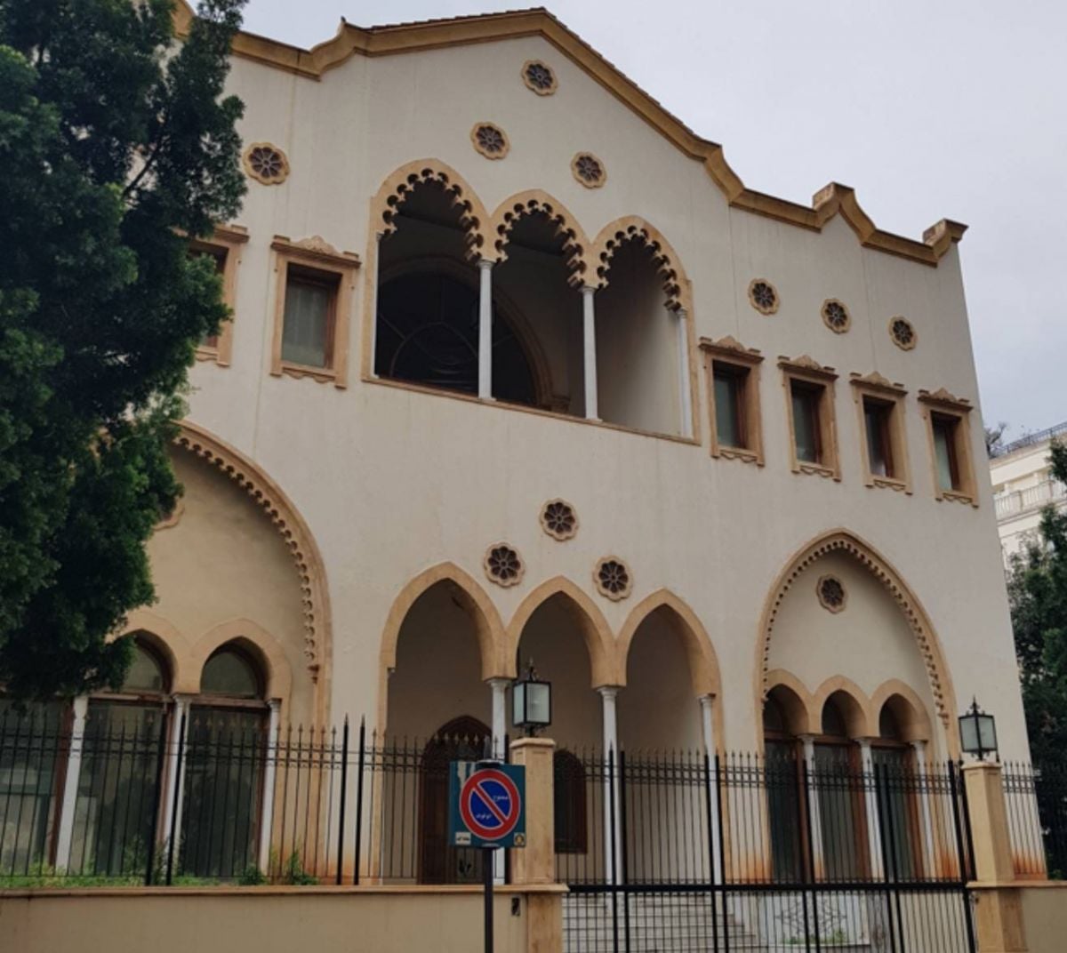 Solidere sells the Abdel Kader Palace in Minet al-Hosn