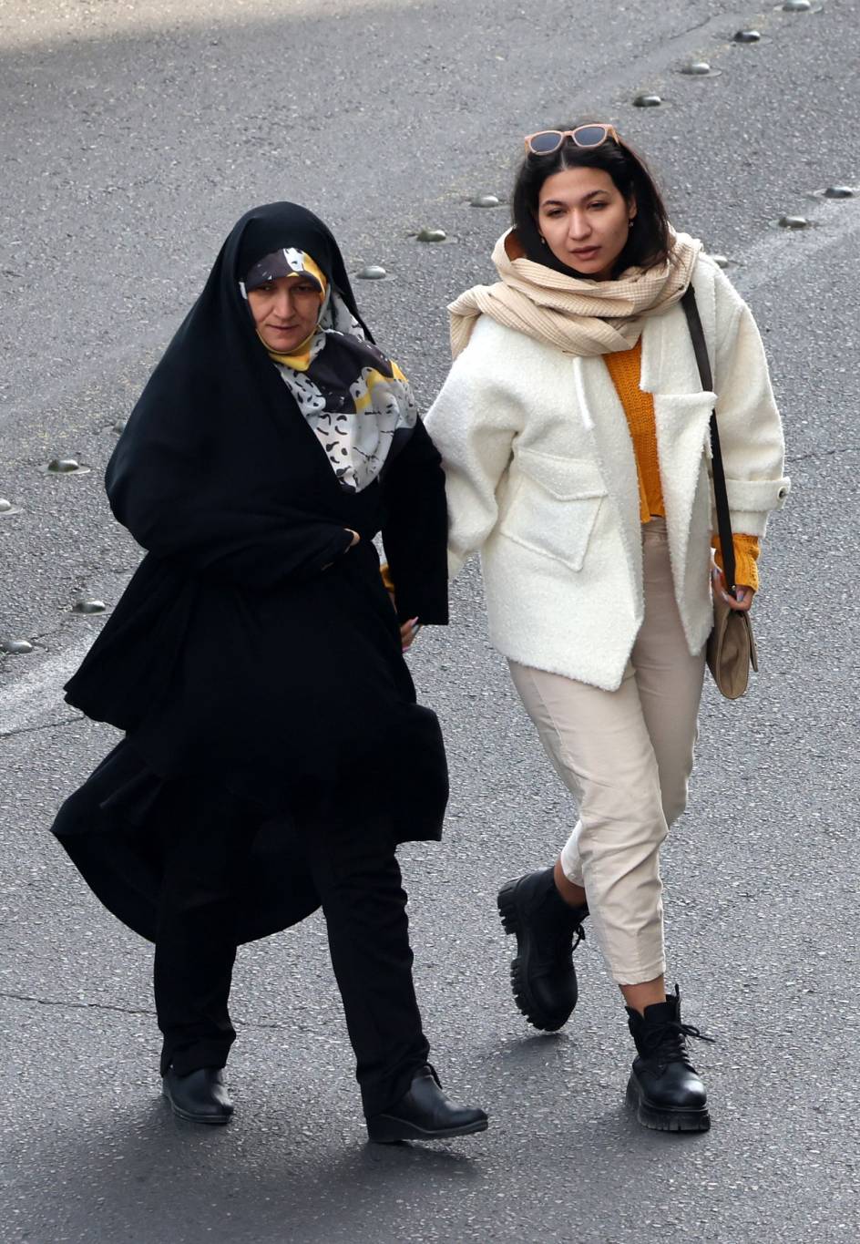 Arrestations en Iran après la diffusion d'une vidéo controversée Arrestations en Iran après la diffusion d'une vidéo controversée