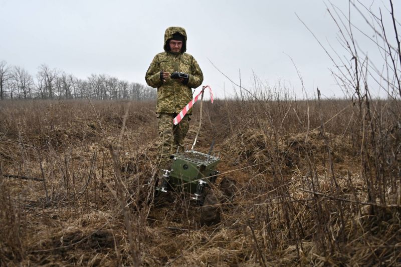 La Russie revendique une nouvelle avancée face à une Ukraine en manque d'armes