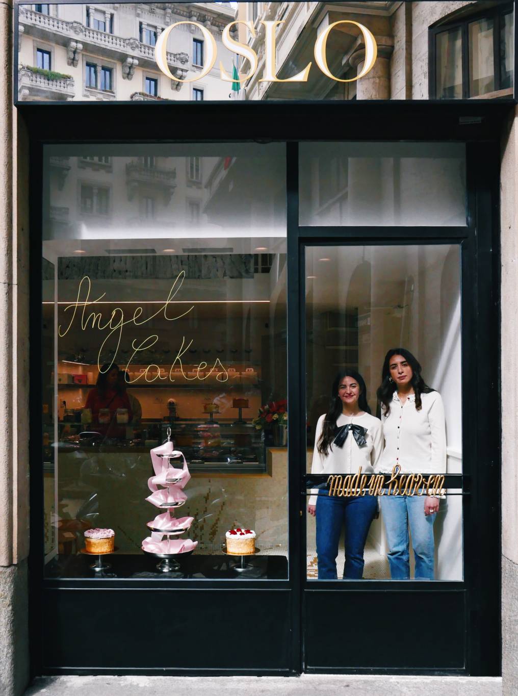 Les Libanaises Yasmine et Julie Audi embarquent les glaces et les Angel Cakes d’OSLO à Milan Les Libanaises Yasmine et Julie Audi embarquent les glaces et les Angel Cakes d’OSLO à Milan