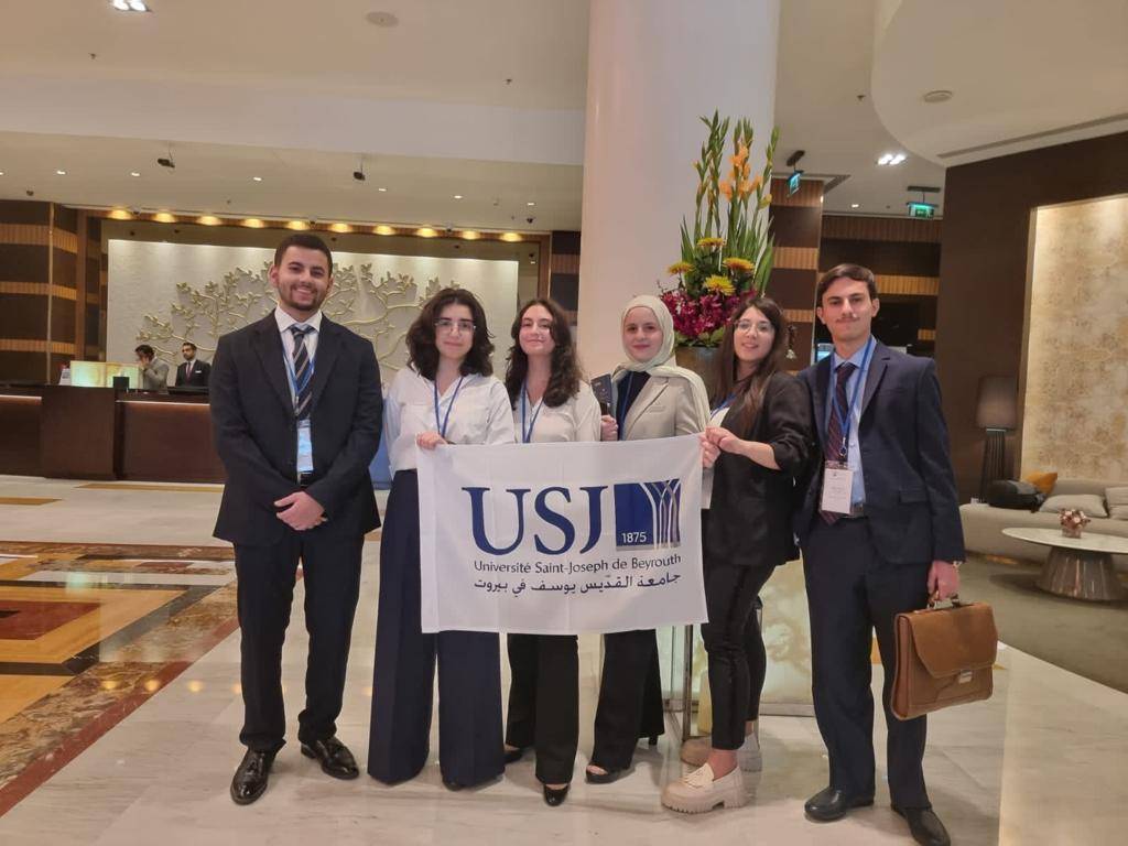 Deux étudiants libanais récompensés au Qatar Deux étudiants libanais récompensés au Qatar