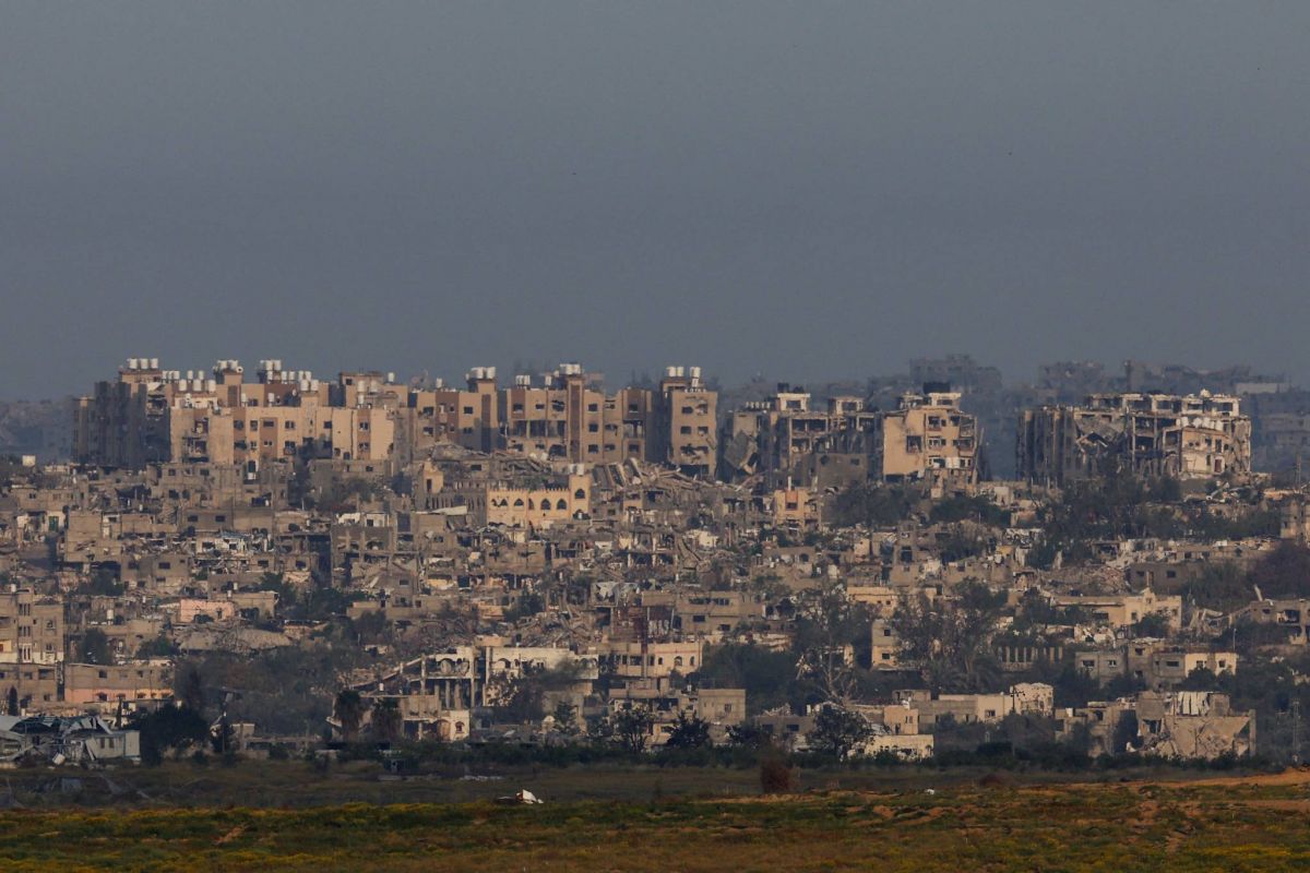32,916 Palestinians killed in Gaza since Oct. 7, health ministry says