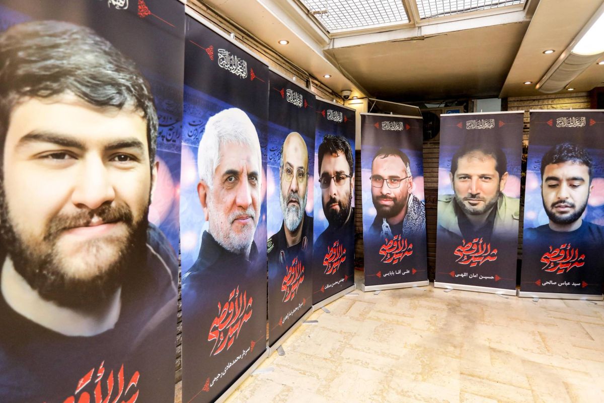 Bodies of slain Iran Guards repatriated from Syria