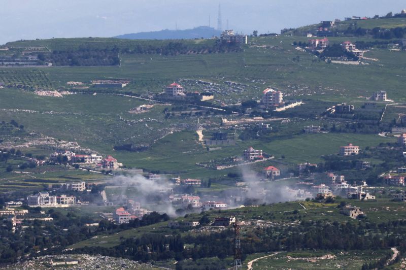 Sporadic exchange of fire at the Lebanese-Israeli border