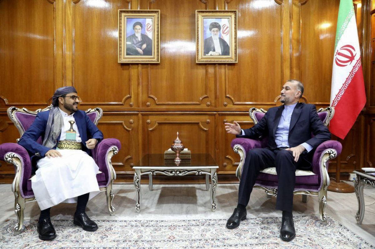 Oman urges de-escalation during Iran FM visit Oman urges de-escalation during Iran FM visit