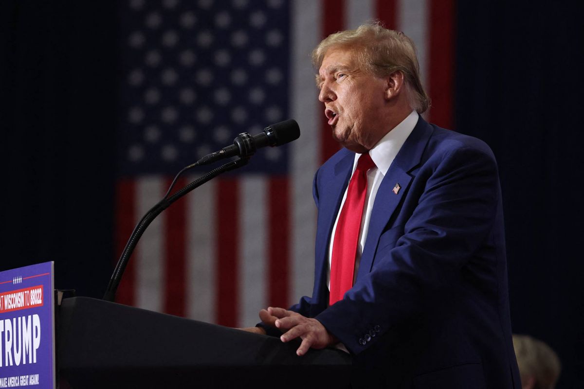 Trump says Israel 'losing PR war' in Gaza