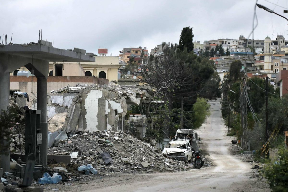 ISF arrests thief suspected of stealing electrical wires from empty south Lebanon houses ISF arrests thief suspected of stealing electrical wires from empty south Lebanon houses