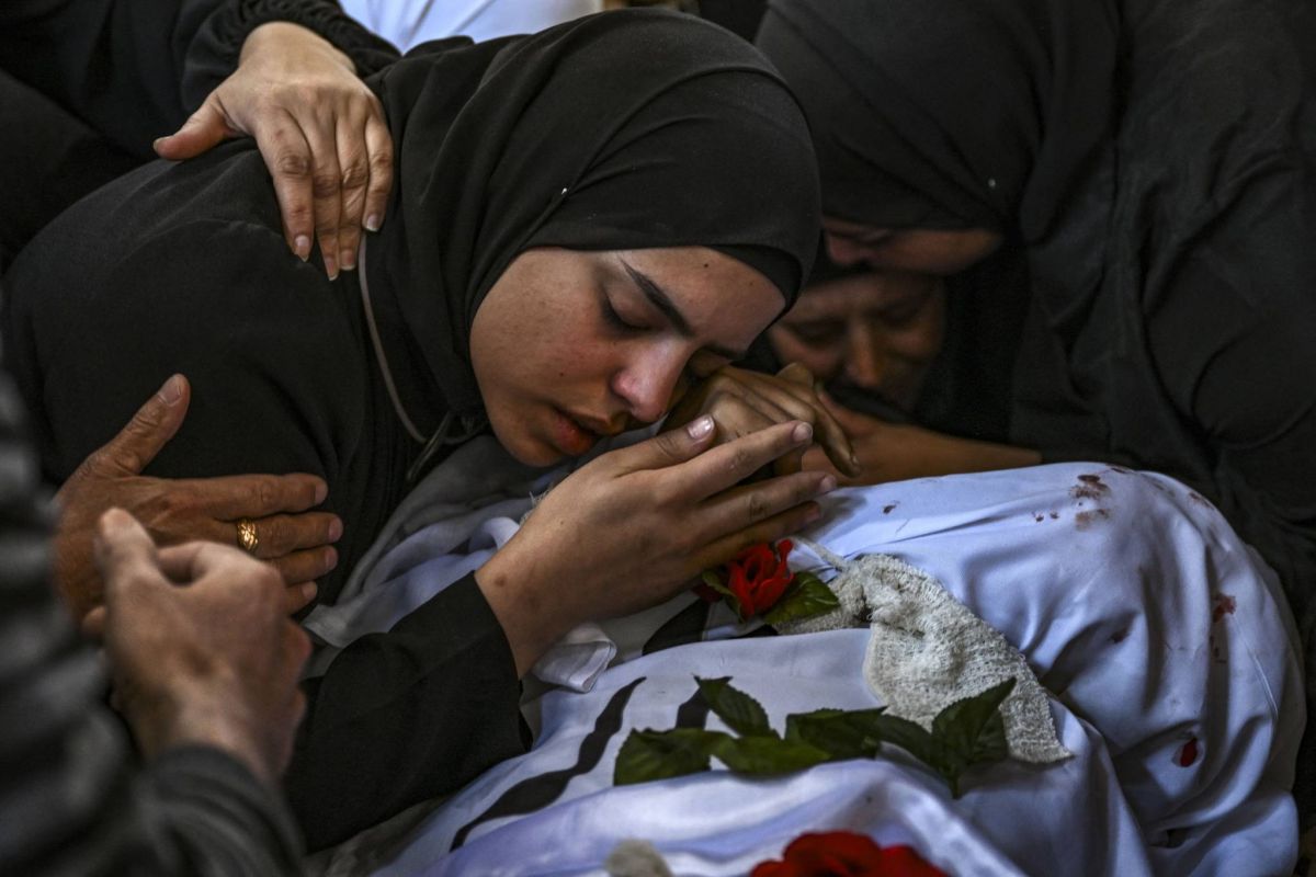West Bank camp mourns Palestinians killed in Israeli raid West Bank camp mourns Palestinians killed in Israeli raid