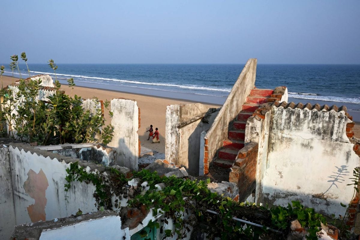 En Inde, des villageois victimes de la montée des eaux désormais réfugiés climatiques