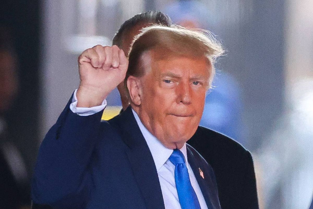 Arrivée de Trump au tribunal pour l'ouverture des débats à son procès pénal Arrivée de Trump au tribunal pour l'ouverture des débats à son procès pénal