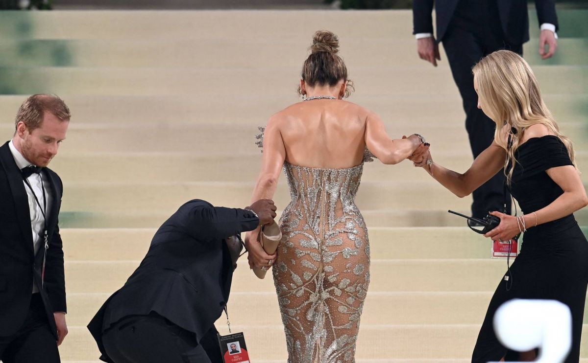 Au Met Gala 2024, une soirée « Jardin du temps » prépare le « Réveil des belles endormies »