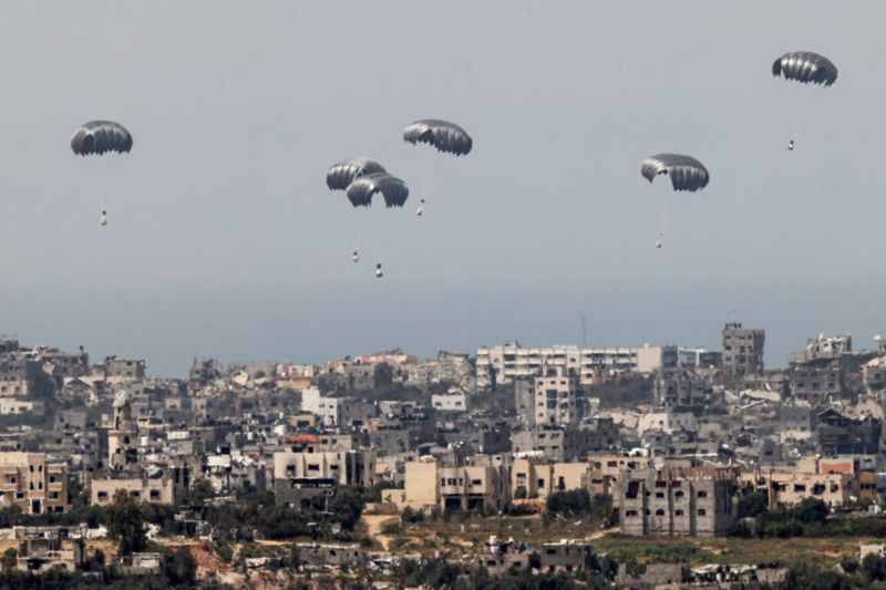 Blinken heads to Jordan to push Gaza aid