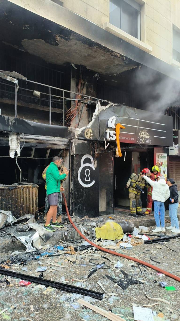 Beirut Fire Brigade addresses 'speculation' surrounding cause of fire at Pizza Secret restaurant Beirut Fire Brigade addresses 'speculation' surrounding cause of fire at Pizza Secret restaurant
