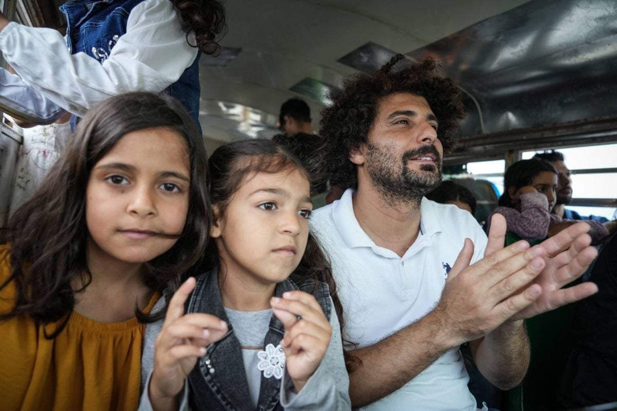À Tyr, les enfants déplacés s’échappent de la guerre par l’art-thérapie À Tyr, les enfants déplacés s’échappent de la guerre par l’art-thérapie