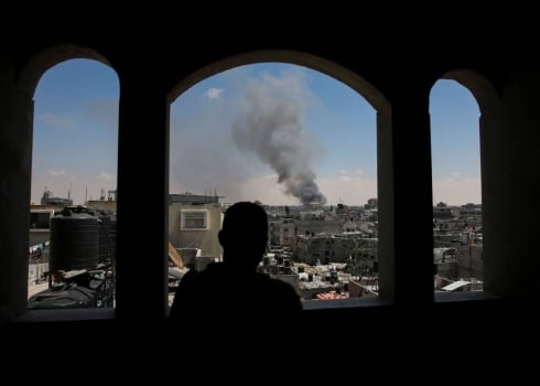 Frappes intenses sur Gaza, pourparlers de la 