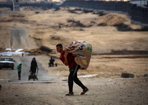 Frappes et combats à travers Gaza, fuite massive de Rafah : Jour 221 de la guerre
